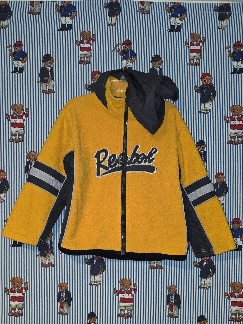 Vintage Y2k Reebok Yellow and Black Fleece Zip Jacket 5T